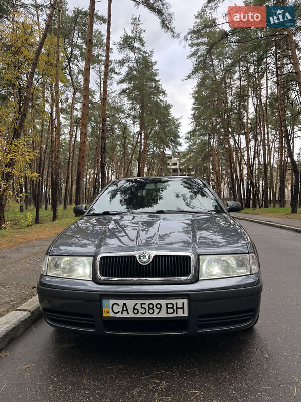 Лифтбек Skoda Octavia 2006 в Черкассах