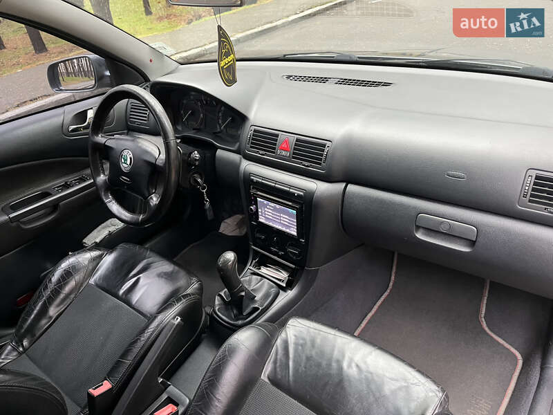 Лифтбек Skoda Octavia 2006 в Черкассах