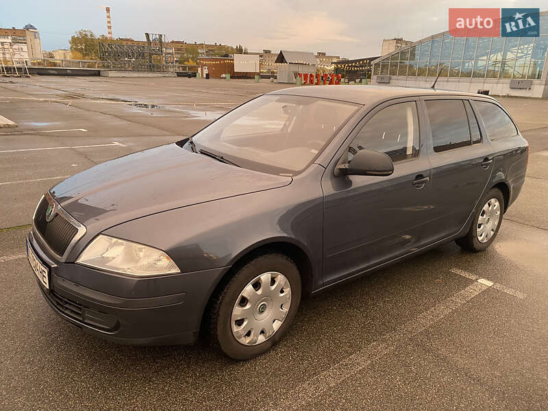 Универсал Skoda Octavia 2011 в Киеве фото 2 Универсал Skoda Octavia 2011 в Киеве