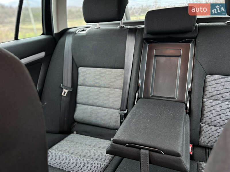 Универсал Skoda Octavia 2009 в Перечине