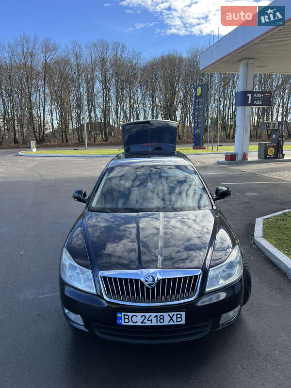 Универсал Skoda Octavia 2010 в Стрые