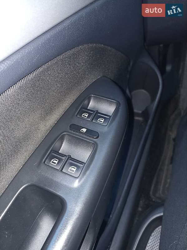 Лифтбек Skoda Octavia 2012 в Львове