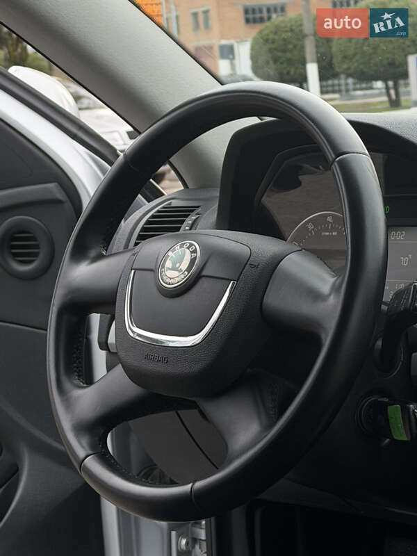 Универсал Skoda Octavia 2013 в Лубнах