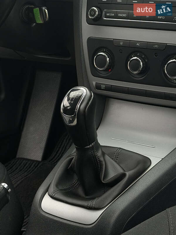 Универсал Skoda Octavia 2013 в Лубнах