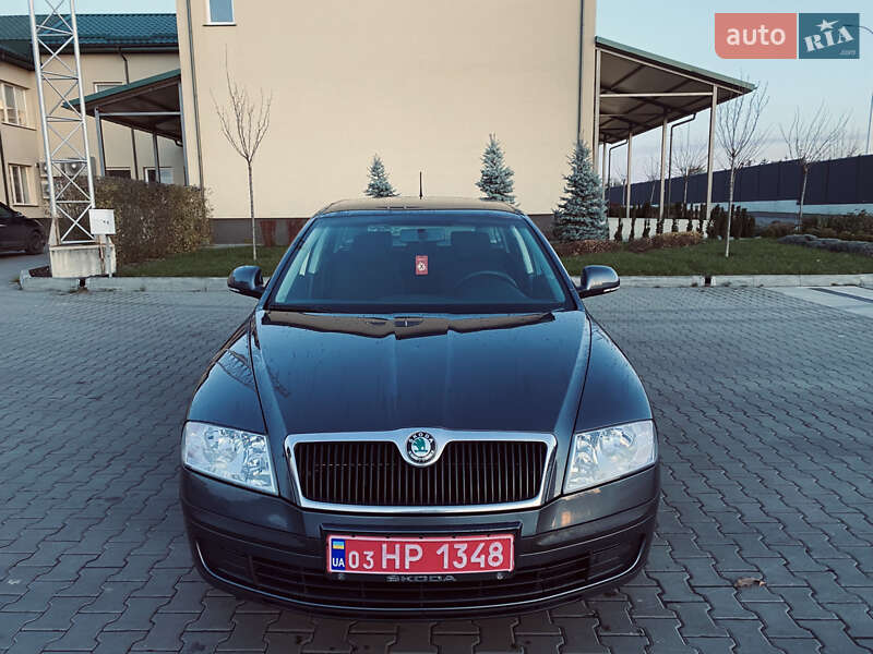 Skoda Octavia 2012 Skoda Octavia 2012
