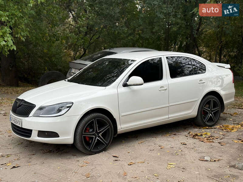 Лифтбек Skoda Octavia 2010 в Харькове фото Лифтбек Skoda Octavia 2010 в Харькове