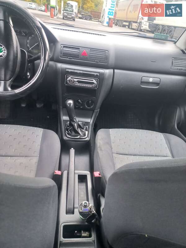 Лифтбек Skoda Octavia 2005 в Сумах