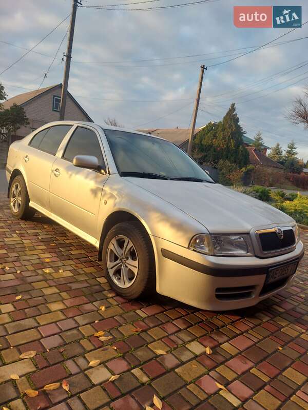 Ліфтбек Skoda Octavia 2006 в Дніпрі