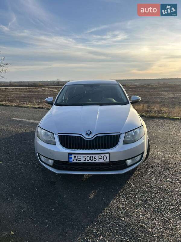Лифтбек Skoda Octavia 2013 в Запорожье