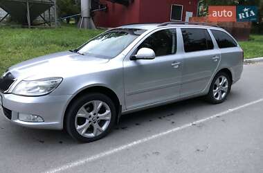Универсал Skoda Octavia 2009 в Дрогобыче