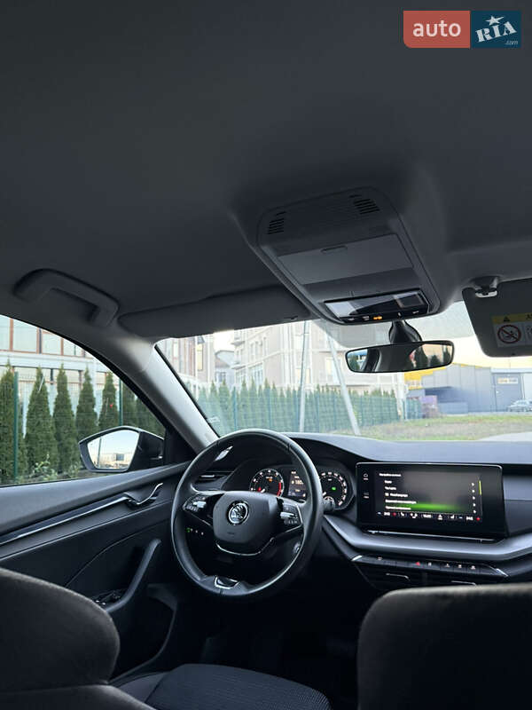 Ліфтбек Skoda Octavia 2022 в Чернівцях