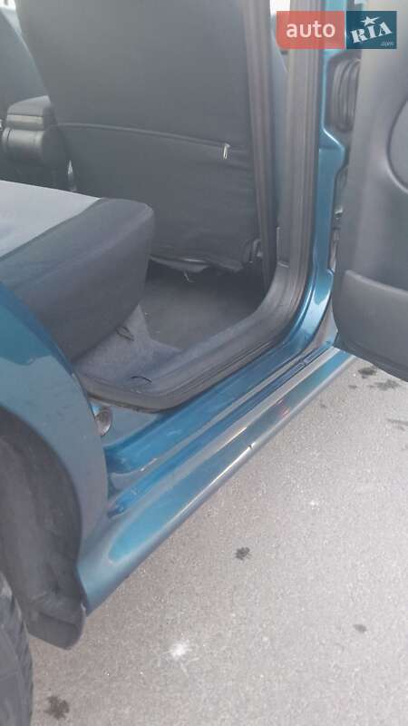 Лифтбек Skoda Octavia 2003 в Киеве