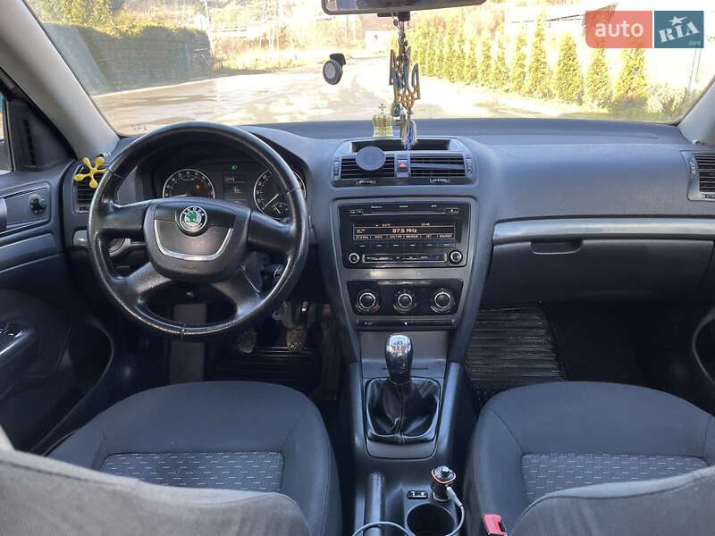 Универсал Skoda Octavia 2010 в Турке фото 30 Универсал Skoda Octavia 2010 в Турке
