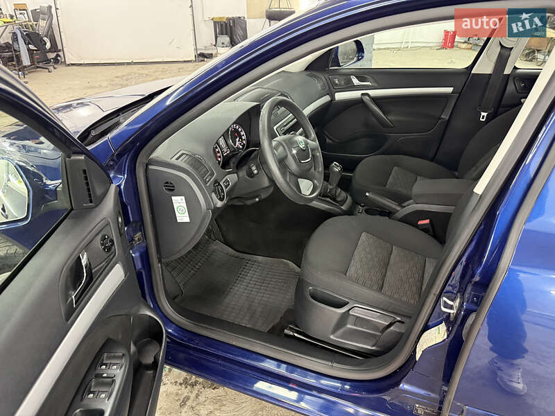 Универсал Skoda Octavia 2013 в Кременце фото 32 Универсал Skoda Octavia 2013 в Кременце