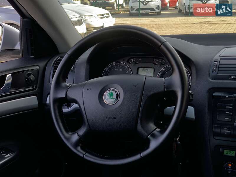 Лифтбек Skoda Octavia 2007 в Бердичеве