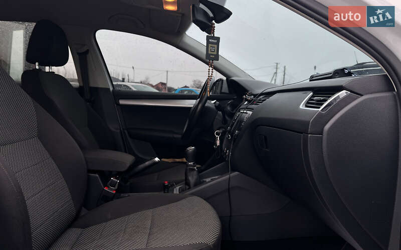 Универсал Skoda Octavia 2015 в Коломые