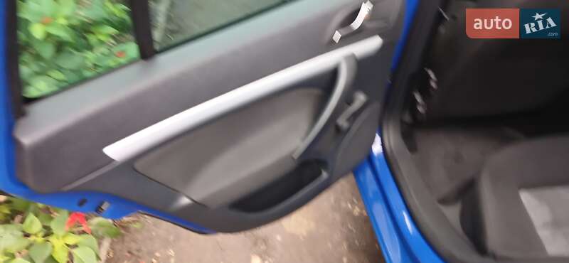 Универсал Skoda Octavia 2009 в Лубнах