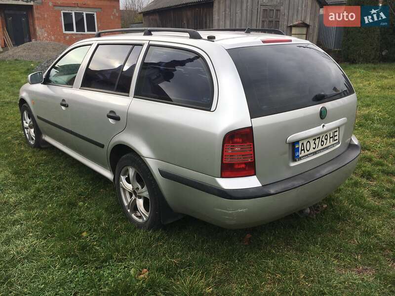 Универсал Skoda Octavia 1999 в Ужгороде