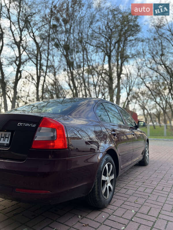 Лифтбек Skoda Octavia 2011 в Знаменке
