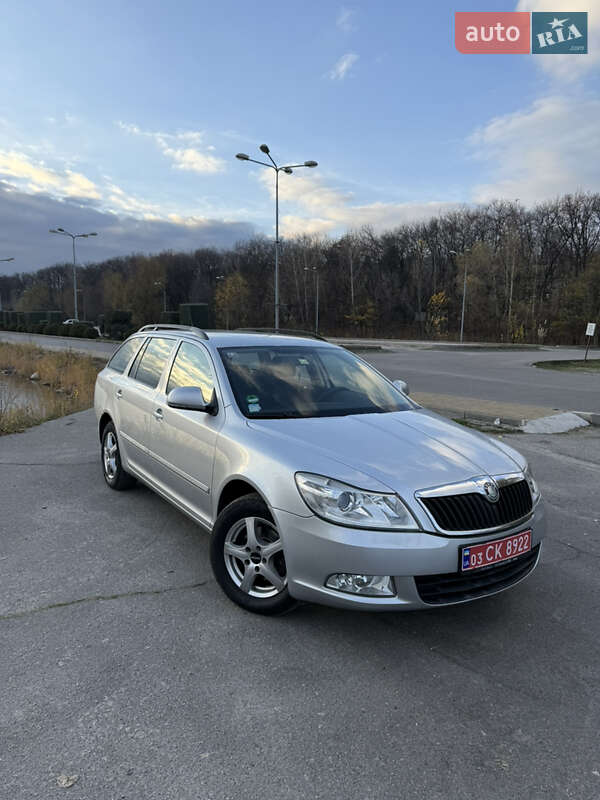 Универсал Skoda Octavia 2010 в Днепре