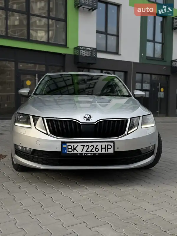 Skoda Octavia 2017 VIN TMBJG9NE2J0198820 фото оголошення 31 з 65