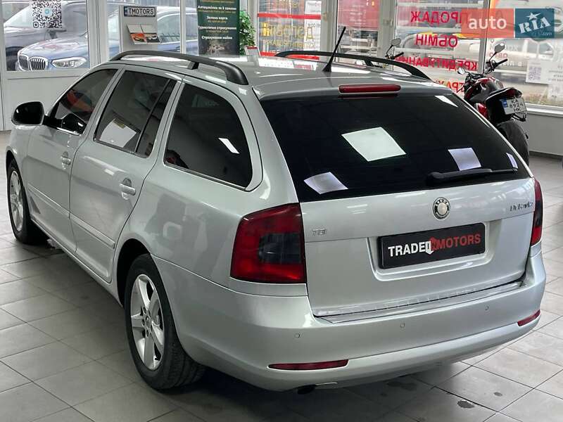 Универсал Skoda Octavia 2011 в Киеве фото 9 Универсал Skoda Octavia 2011 в Киеве