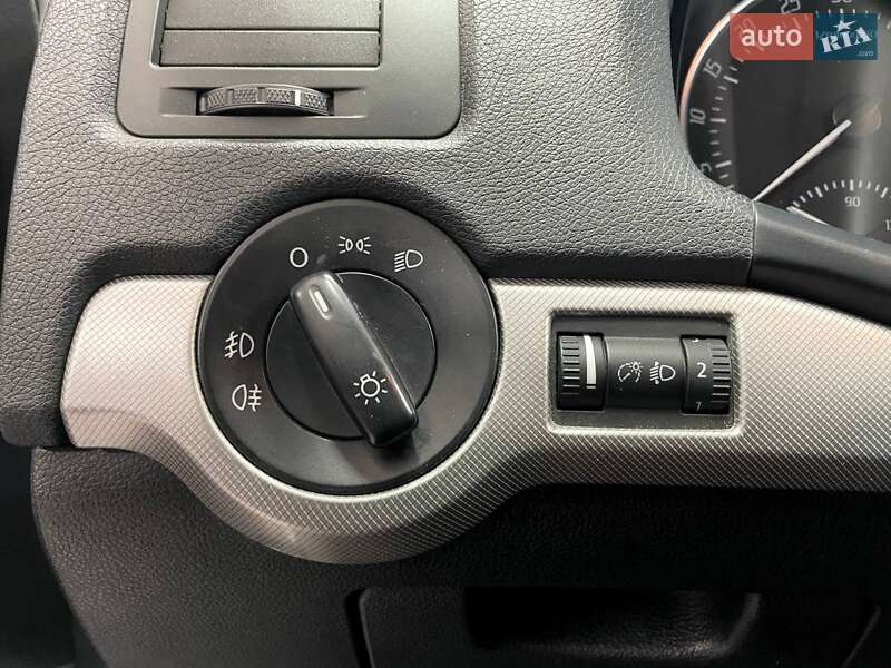 Универсал Skoda Octavia 2011 в Киеве фото 19 Универсал Skoda Octavia 2011 в Киеве