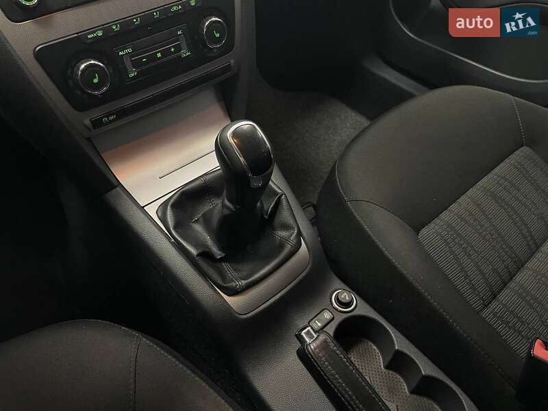 Универсал Skoda Octavia 2011 в Киеве фото 24 Универсал Skoda Octavia 2011 в Киеве