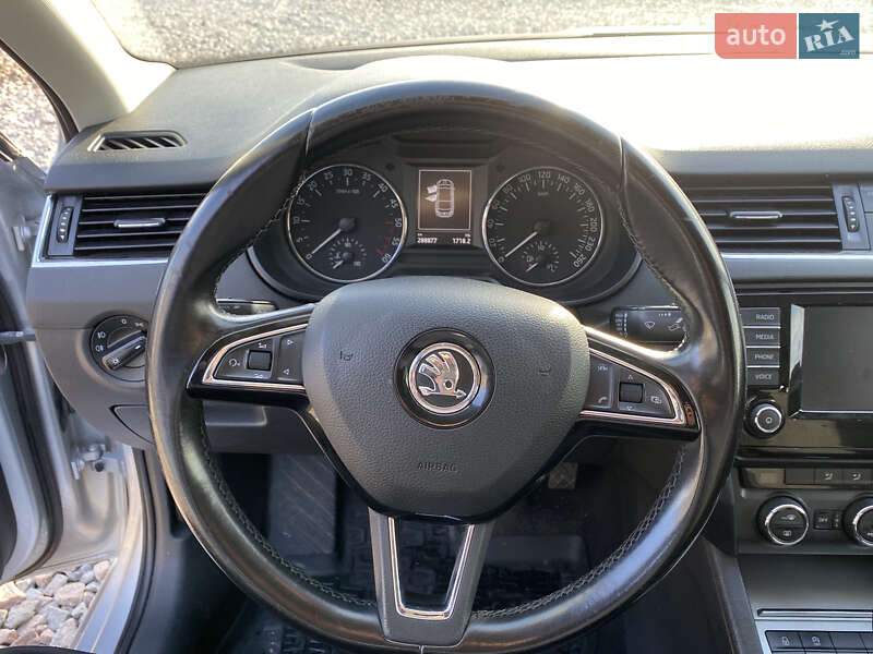 Лифтбек Skoda Octavia 2016 в Львове