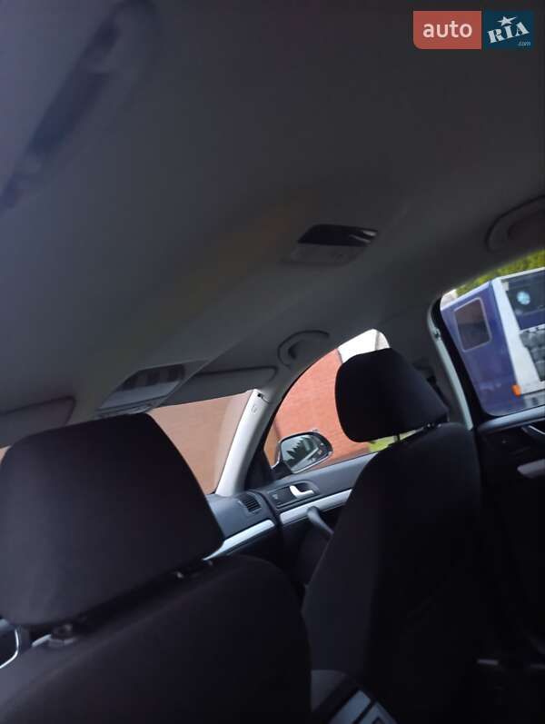 Лифтбек Skoda Octavia 2010 в Луцке фото 28 Лифтбек Skoda Octavia 2010 в Луцке