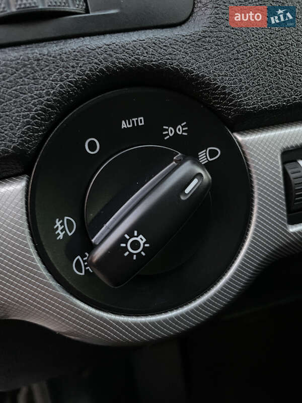 Універсал Skoda Octavia 2012 в Рівному