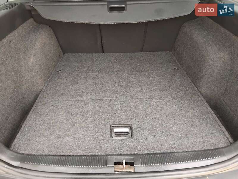 Універсал Skoda Octavia 2004 в Долині