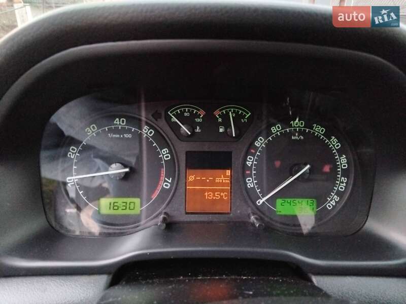 Універсал Skoda Octavia 2004 в Долині