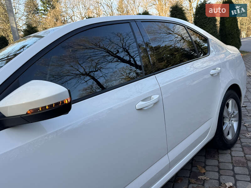 Ліфтбек Skoda Octavia 2016 в Дрогобичі