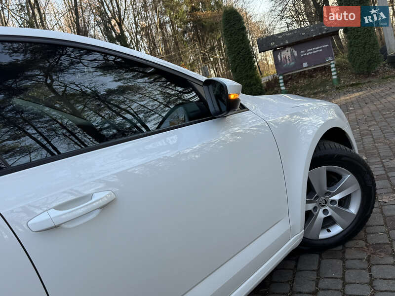 Ліфтбек Skoda Octavia 2016 в Дрогобичі