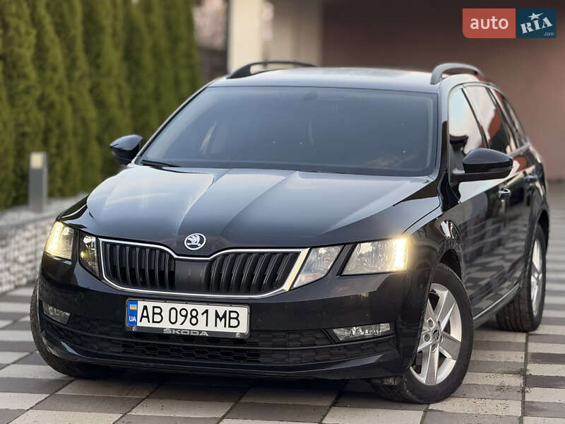 Универсал Skoda Octavia 2017 в Хмельницком