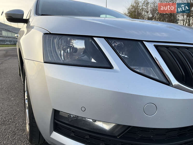 Лифтбек Skoda Octavia 2017 в Львове фото 18 Лифтбек Skoda Octavia 2017 в Львове