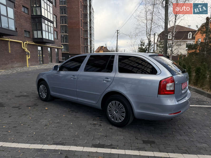 Универсал Skoda Octavia 2010 в Полтаве фото 18 Универсал Skoda Octavia 2010 в Полтаве