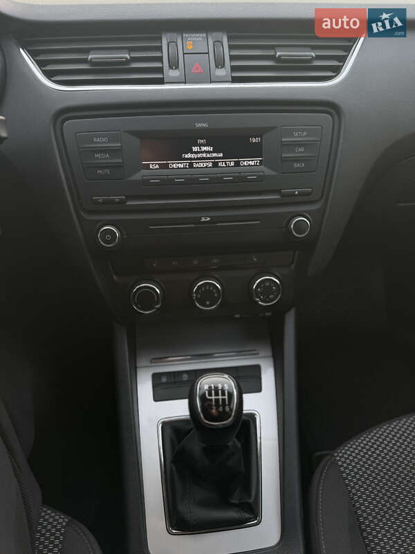 Универсал Skoda Octavia 2013 в Киеве фото 15 Универсал Skoda Octavia 2013 в Киеве