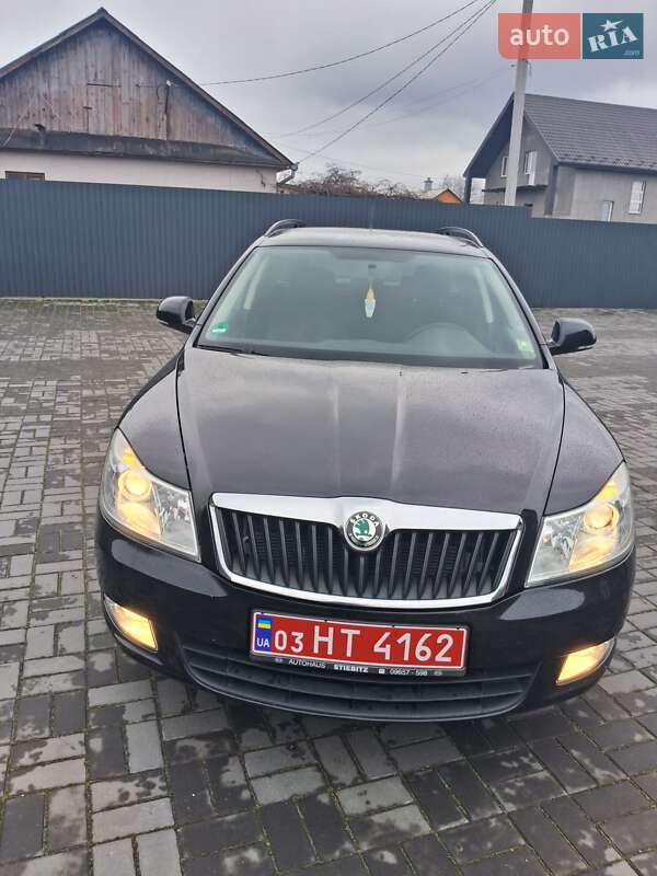 Универсал Skoda Octavia 2011 в Ровно фото 2 Универсал Skoda Octavia 2011 в Ровно
