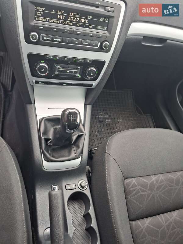 Универсал Skoda Octavia 2011 в Ровно фото 15 Универсал Skoda Octavia 2011 в Ровно