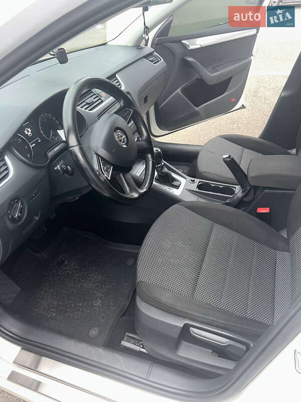 Лифтбек Skoda Octavia 2013 в Киеве фото 10 Лифтбек Skoda Octavia 2013 в Киеве