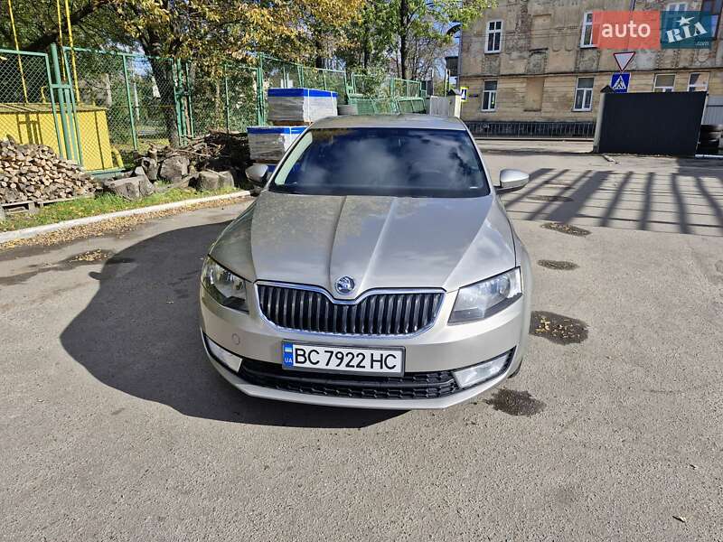 Лифтбек Skoda Octavia 2014 в Львове фото Лифтбек Skoda Octavia 2014 в Львове