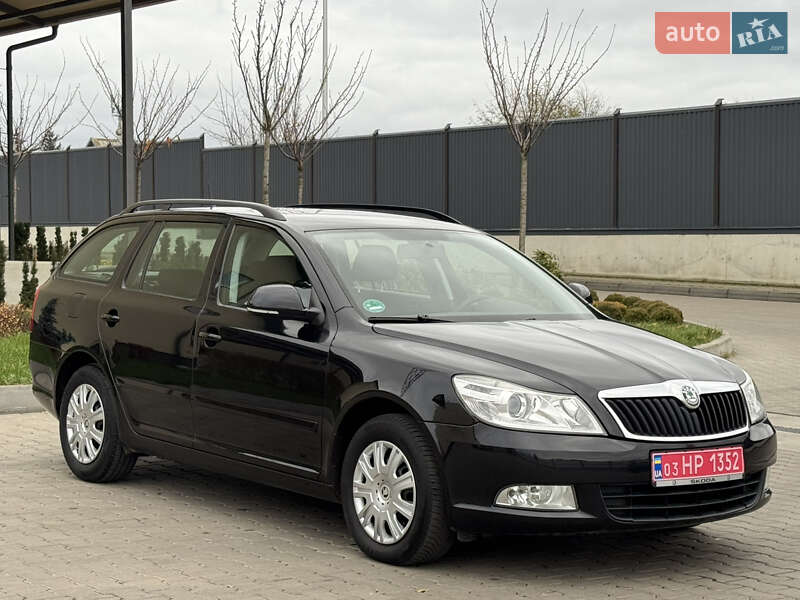 Універсал Skoda Octavia 2009 в Луцьку