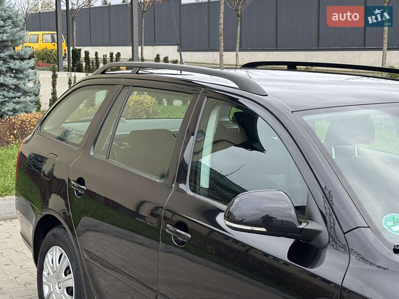 Універсал Skoda Octavia 2009 в Луцьку