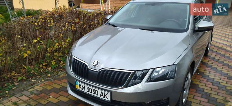 Ліфтбек Skoda Octavia 2017 в Житомирі