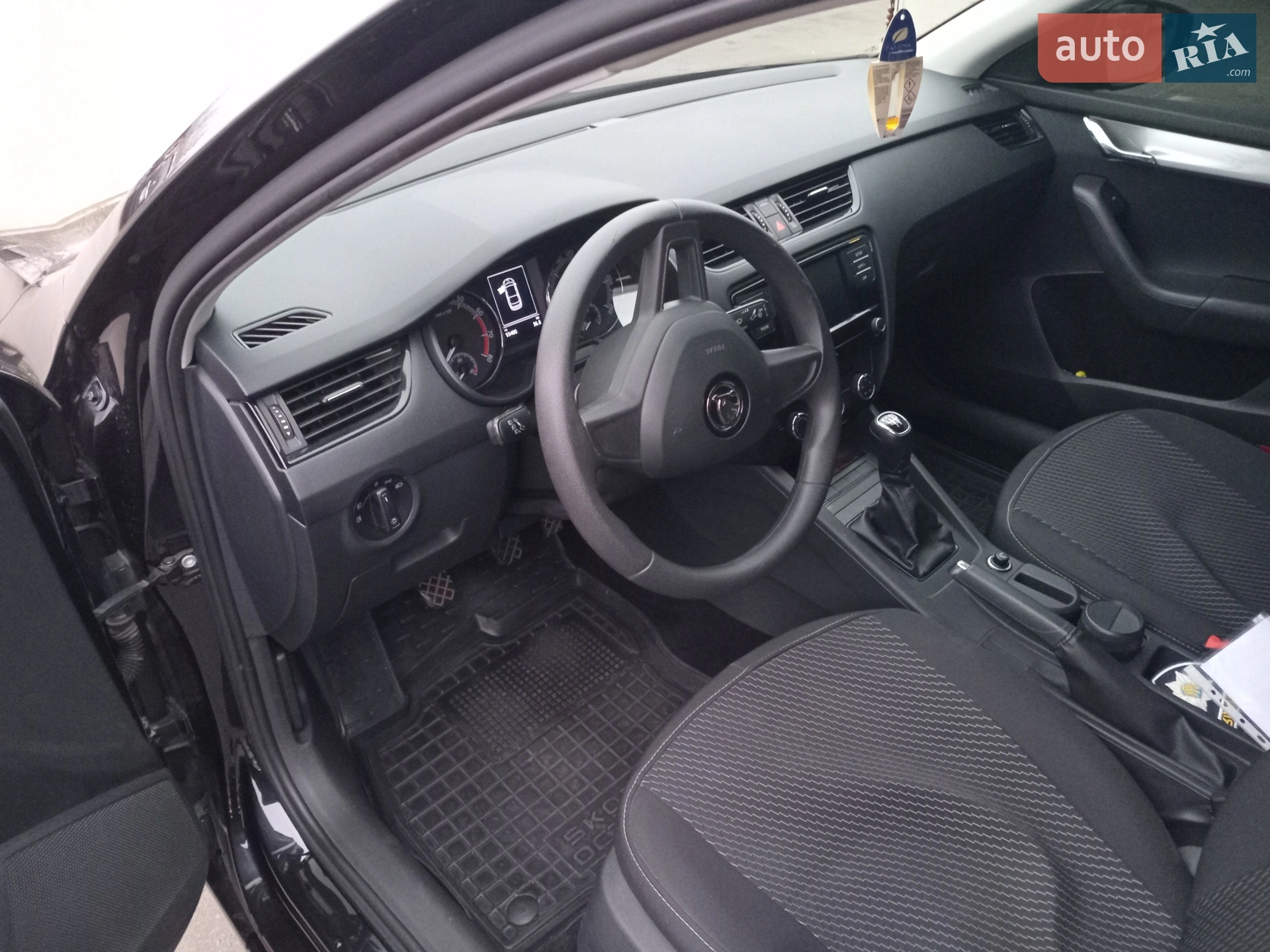 2019 Skoda Octavia - мініатюра 8
