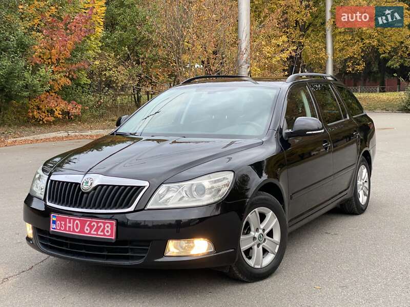 Универсал Skoda Octavia 2010 в Полтаве
