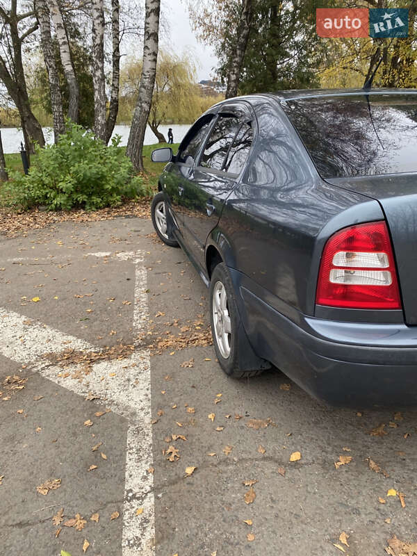 Лифтбек Skoda Octavia 2004 в Ровно фото 9 Лифтбек Skoda Octavia 2004 в Ровно