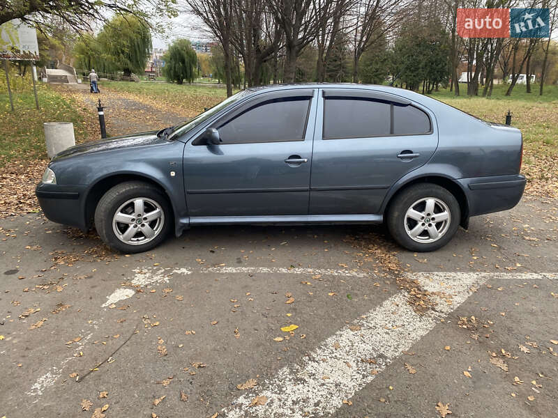 Лифтбек Skoda Octavia 2004 в Ровно фото 11 Лифтбек Skoda Octavia 2004 в Ровно
